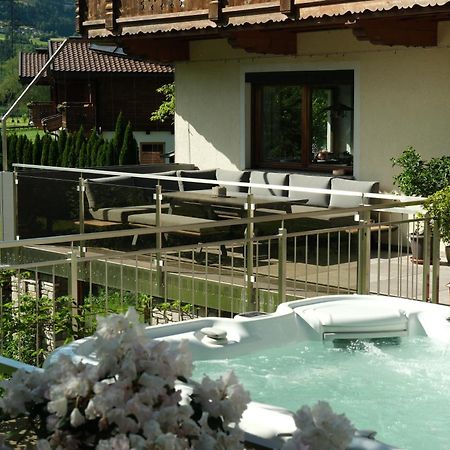 Apart Moidl Mit Privatem Pool Hart im Zillertal Exterior foto